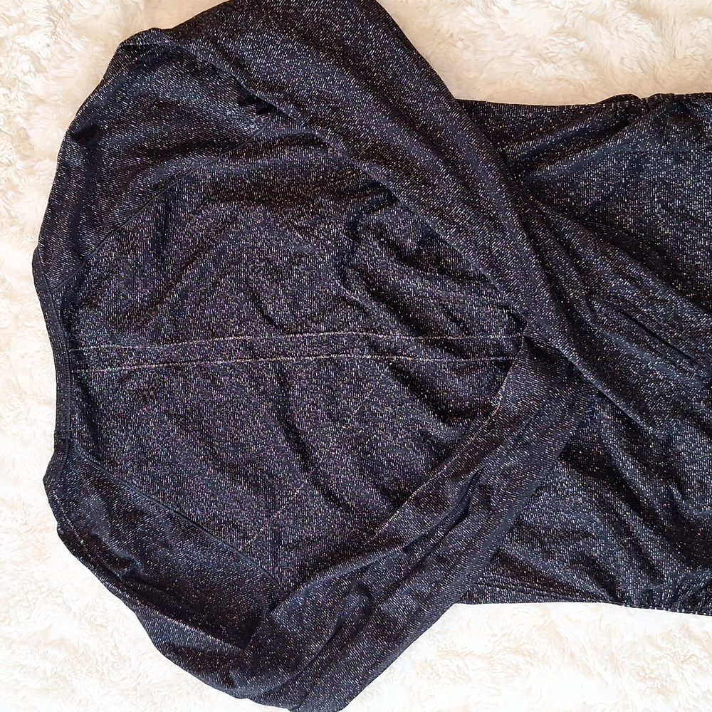 Lululemon Athletica Black Sparkly Shirt Size M - Picture 4 of 5